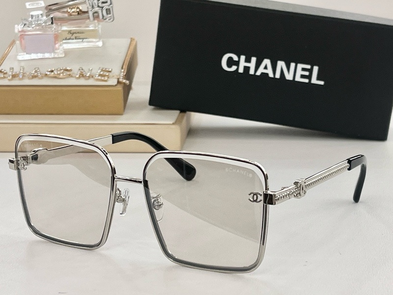 Chanel Sunglasses 136